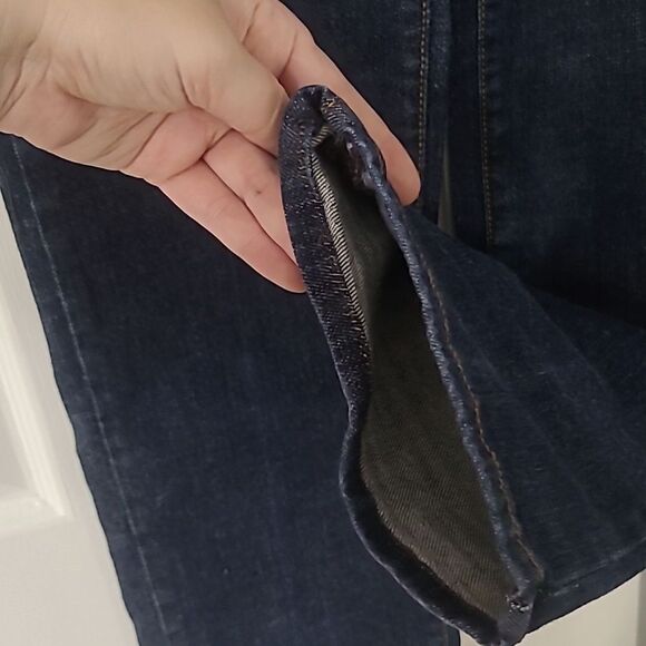 💲1️⃣0️⃣ Bundled ✔️Classic Navy Denim Pants sz 8 Dark Rinse - Picture 5 of 6